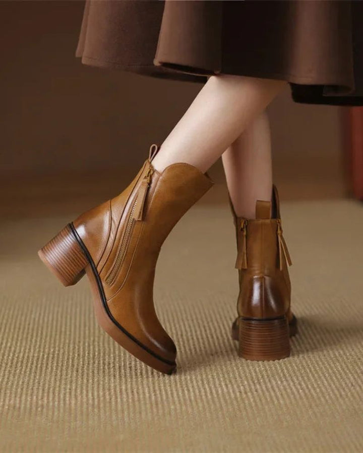 Belle Étoile™ | Garciel – Black leather ankle boots with comfort heel