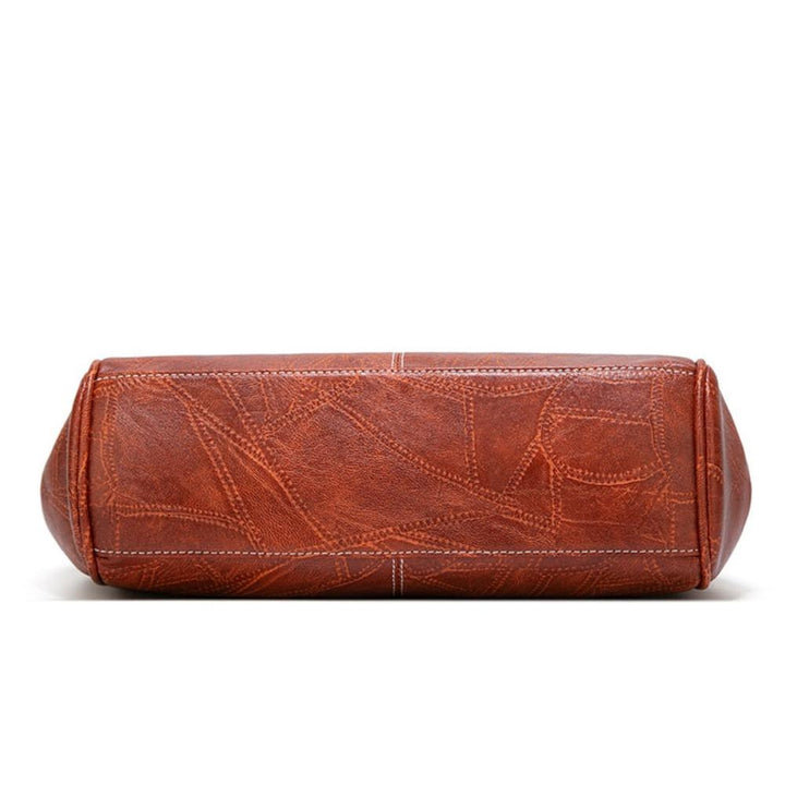 Mila | Classic Vintage Bag with Sophisticated Flap Closure