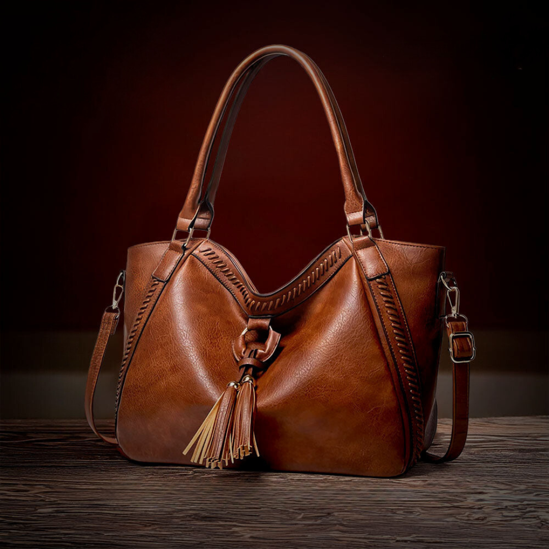 Lydia | Classic and Chic Shoulder Bag