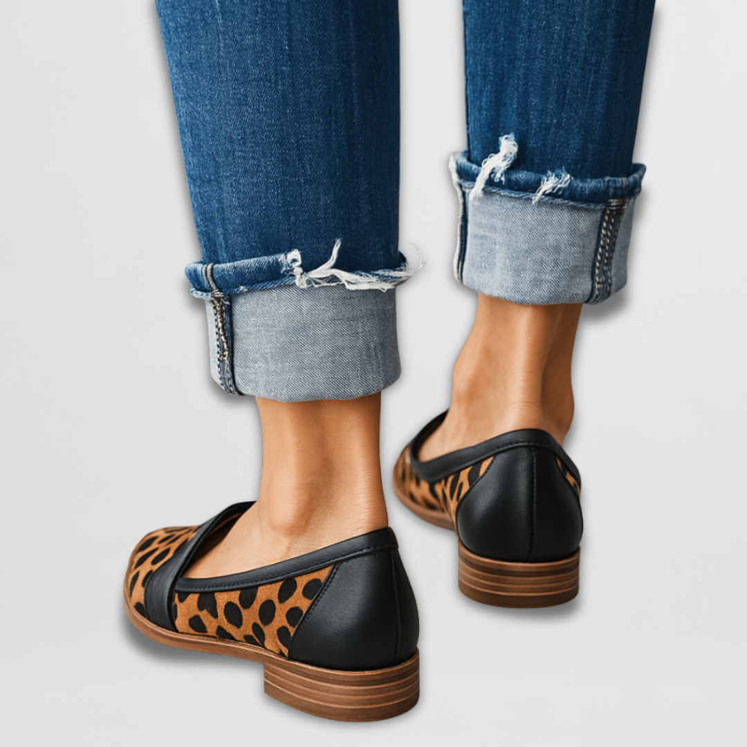 Nadia - Luxurious Suede Loafers