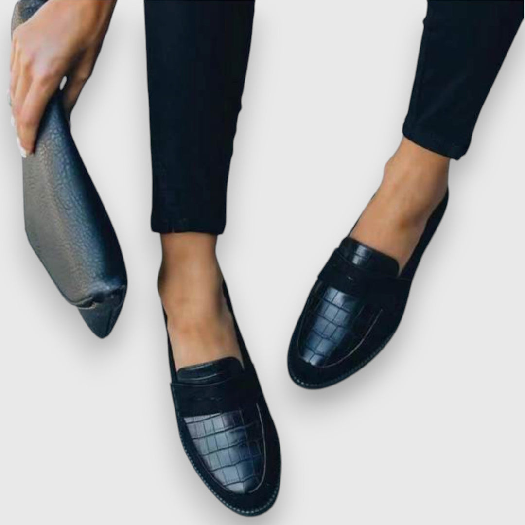 Sara - Classic Loafer