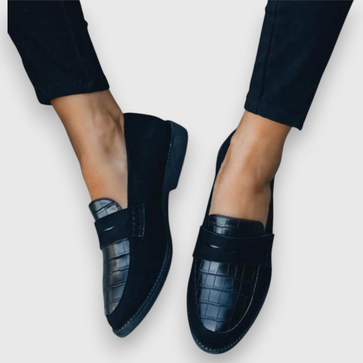 Sara - Classic Loafer