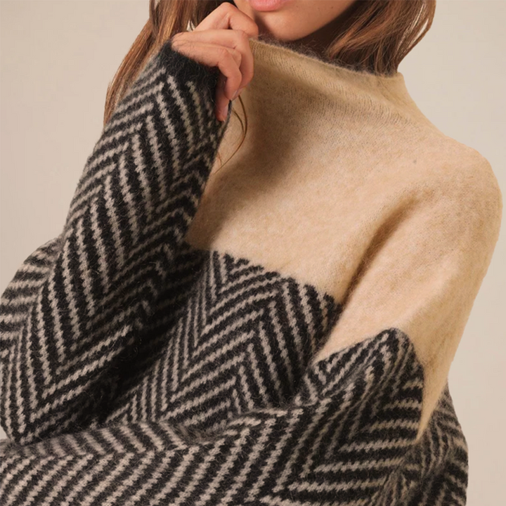 Adelie | Premium Turtleneck Sweater Made of Fine Knit