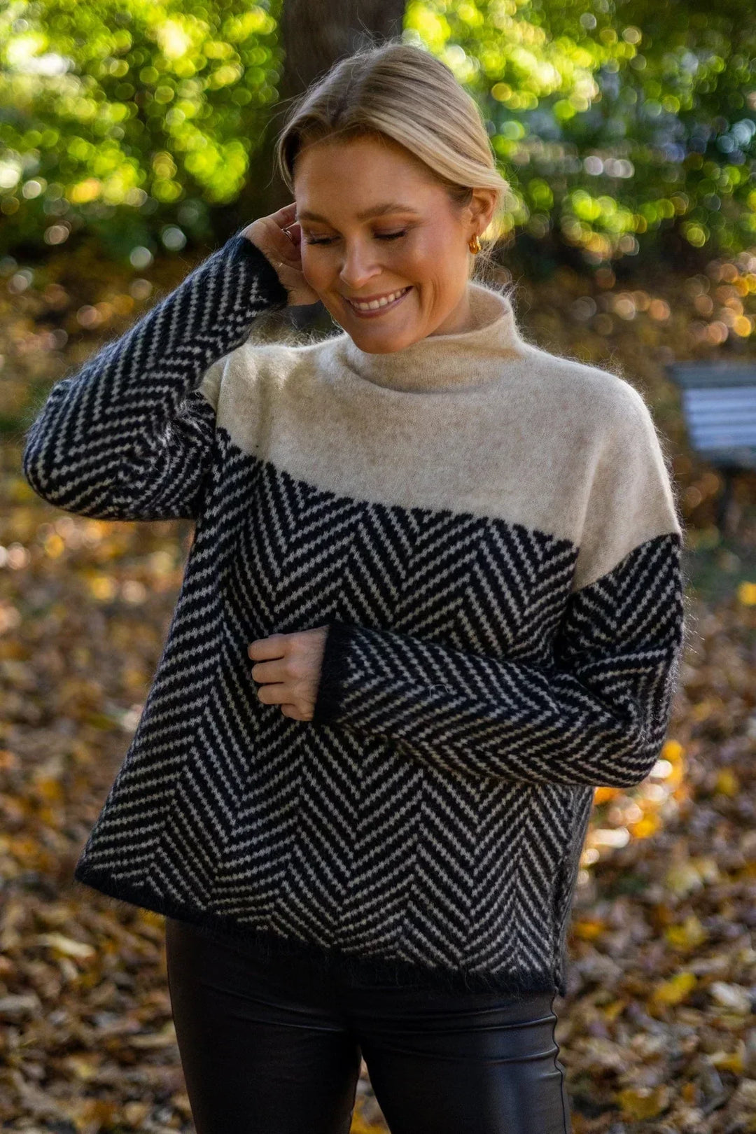Adelie | Premium Turtleneck Sweater Made of Fine Knit