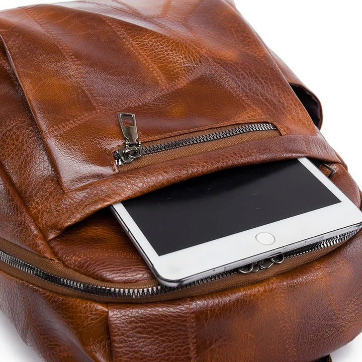 Cordelia | Elegant and Classic Backpack